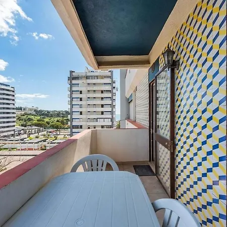 Apartament Exclusive With Parking On The